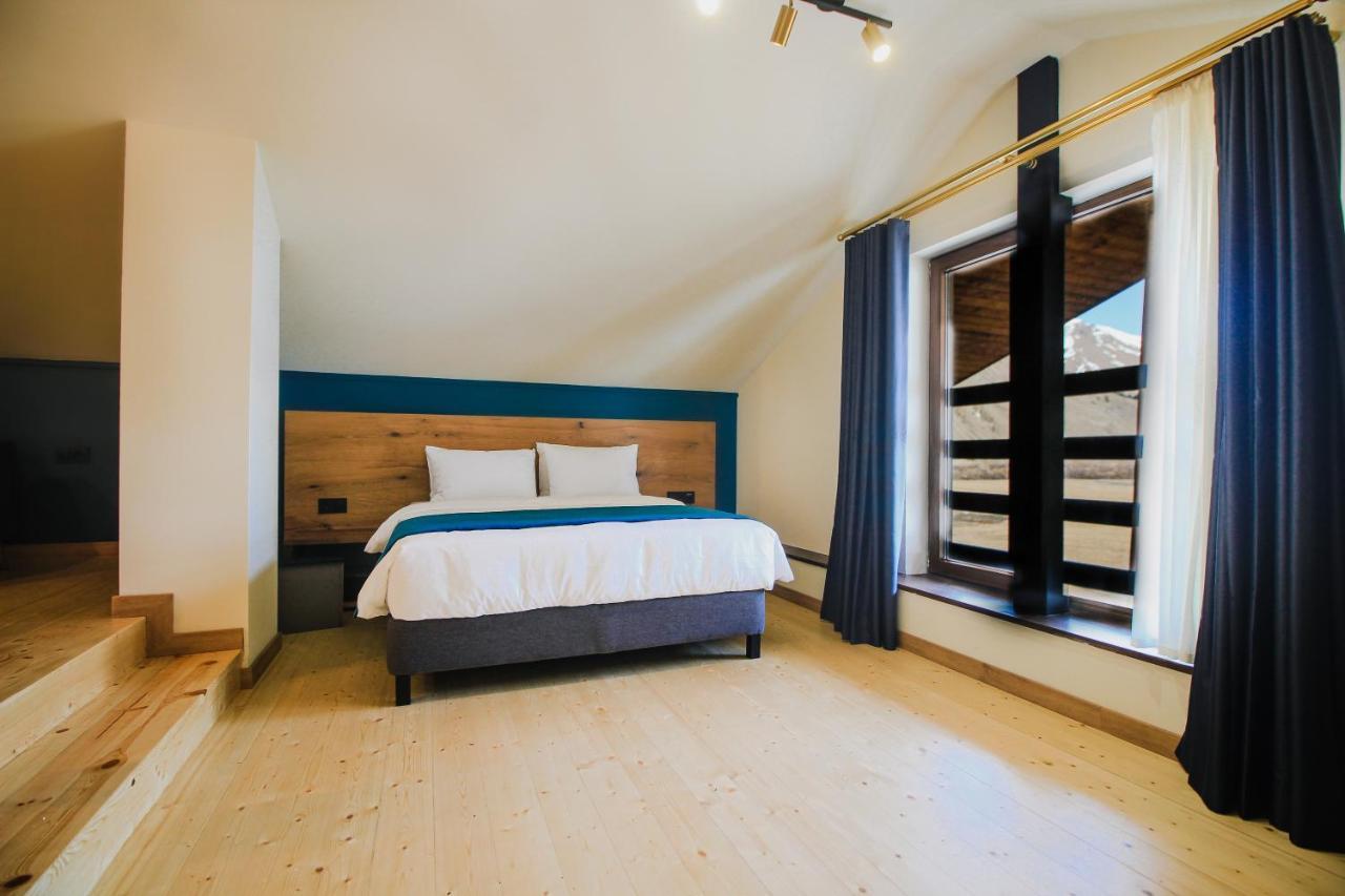 Suatis Resort Kazbegi Exterior foto