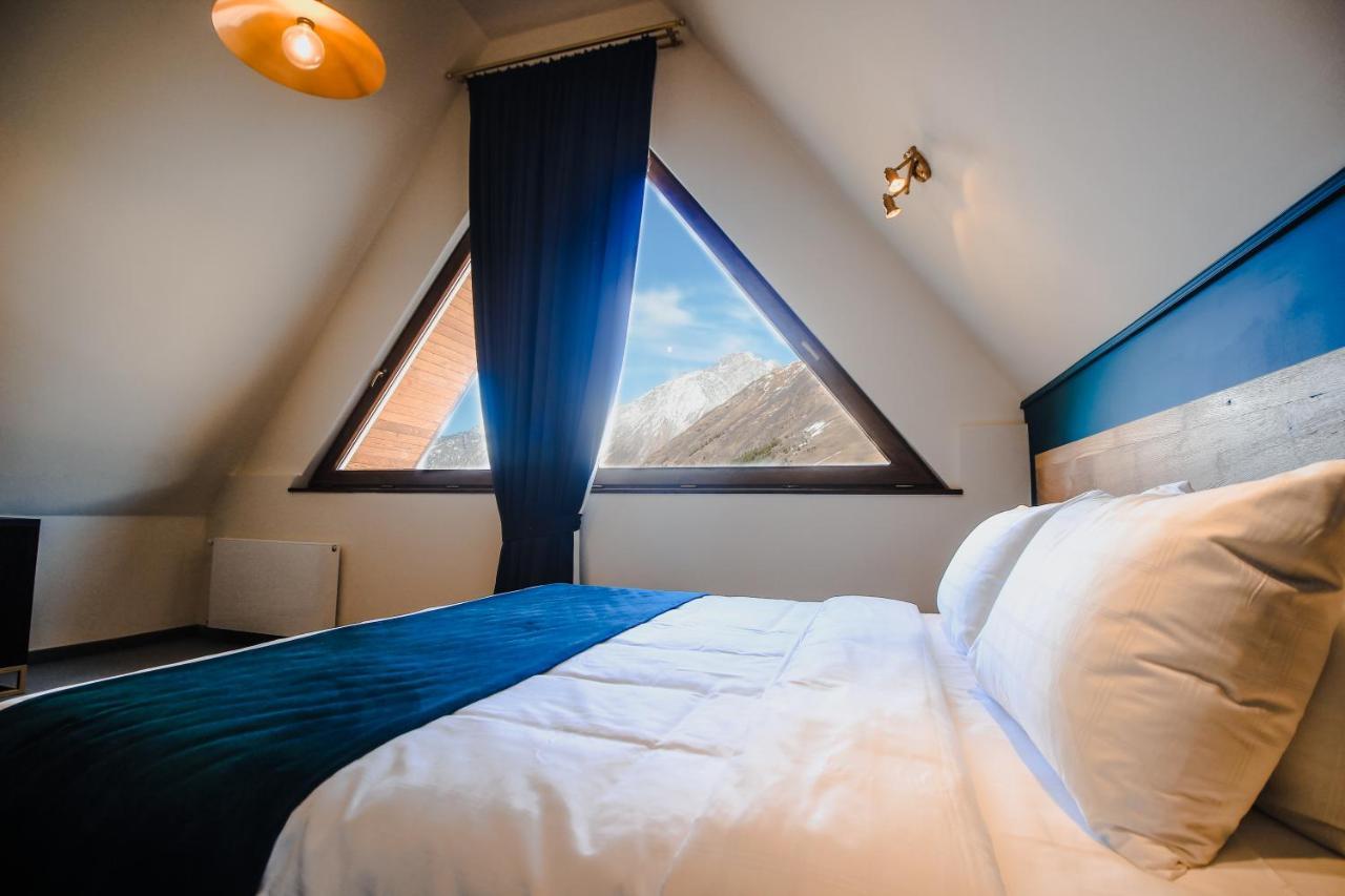 Suatis Resort Kazbegi Exterior foto