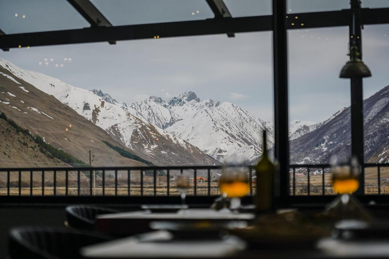Suatis Resort Kazbegi Exterior foto