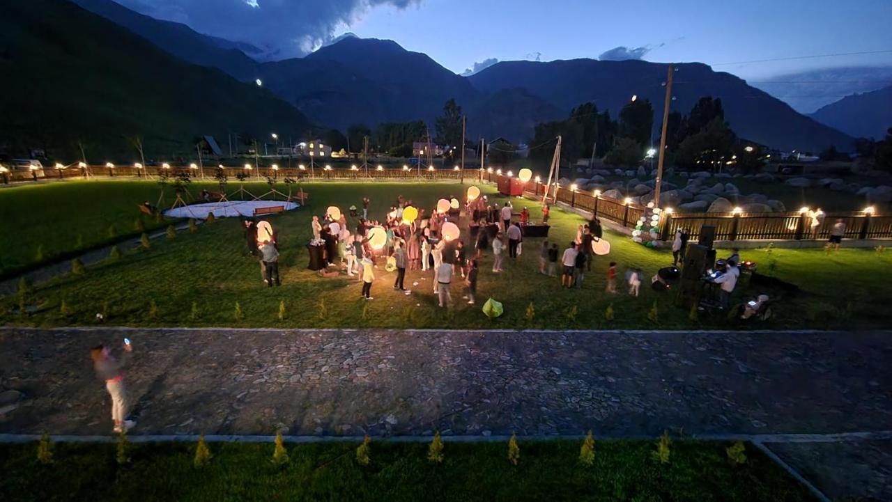 Suatis Resort Kazbegi Exterior foto