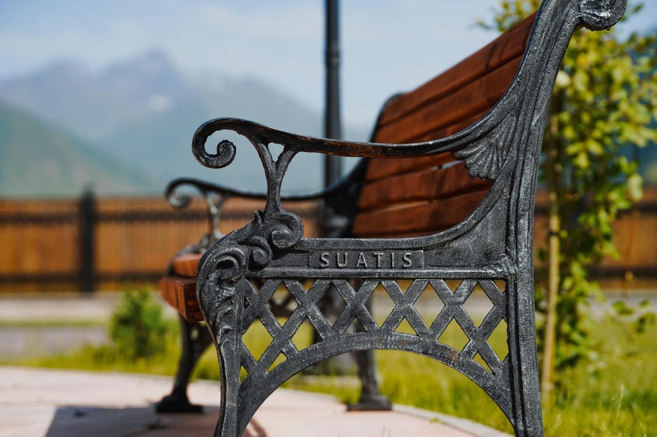 Suatis Resort Kazbegi Exterior foto